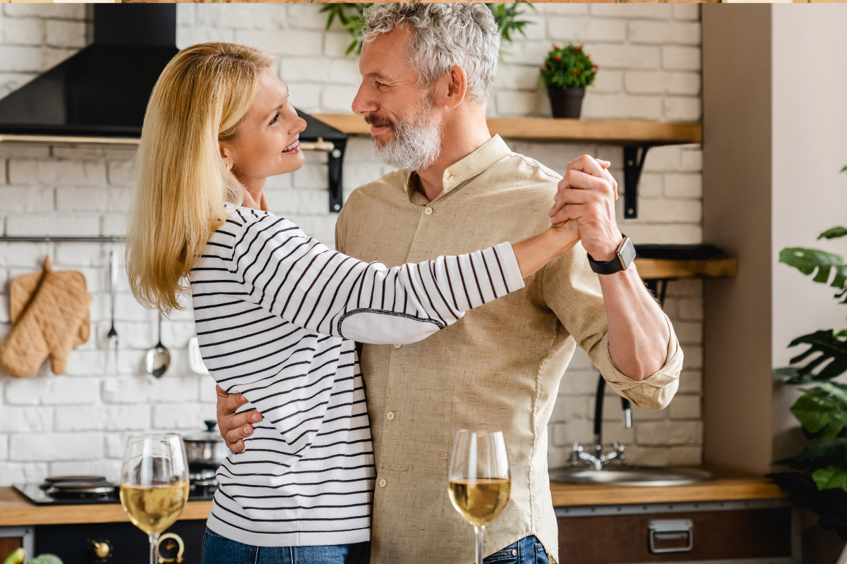 7 Practical Tips for Menopausal Women to Improve Intimacy